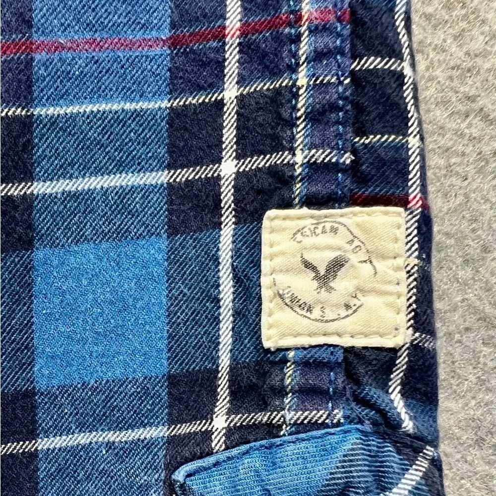 American Eagle Outfitters Men’s Small Blue Plaid Button Up Shirt Athletic Fit